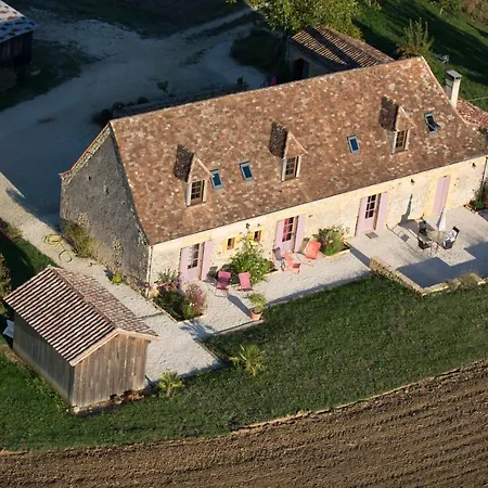 D'hôtes La Ferme De La Croix. Alojamento de Acomodação e Pequeno-almoço Saint-Avit-Sénieur