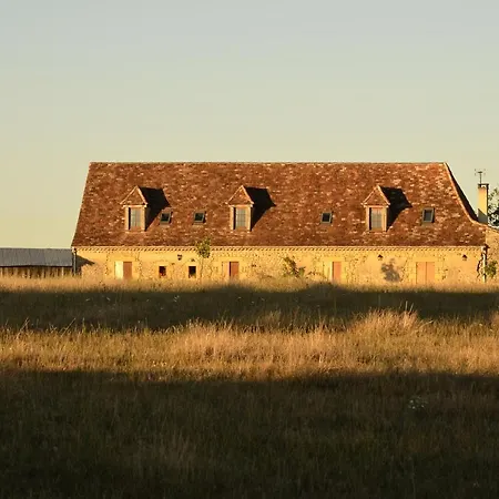 D'hôtes La Ferme De La Croix. Alojamento de Acomodação e Pequeno-almoço 3*