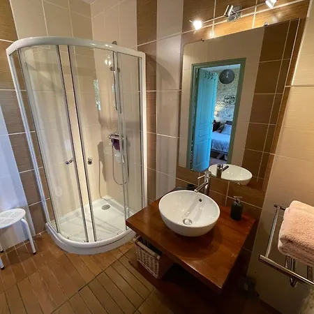 Nocleg ze śniadaniem La Ferme De La Croix - D'hotes Avec Jacuzzi, Calme, Et Authenticite Saint-Avit-Sénieur