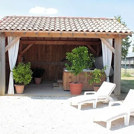 La Ferme De La Croix - D'hotes Avec Jacuzzi, Calme, Et Authenticite 3*