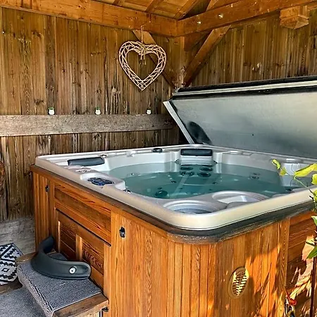 La Ferme De La Croix - D'hotes Avec Jacuzzi, Calme, Et Authenticite 3* Saint-Avit-Sénieur